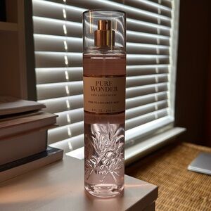 Pure Wonder by Bath and Body Works body spray